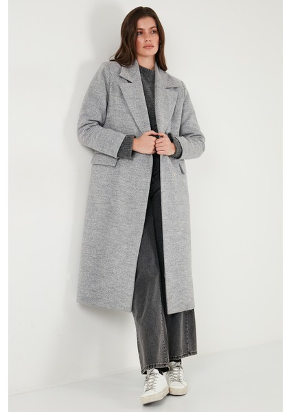 Yün Karışımlı Oversize Kruvaze Yaka Yırtmaçlı Uzun Kaşe Kaban Bayan Kaban 6810235 modelleri