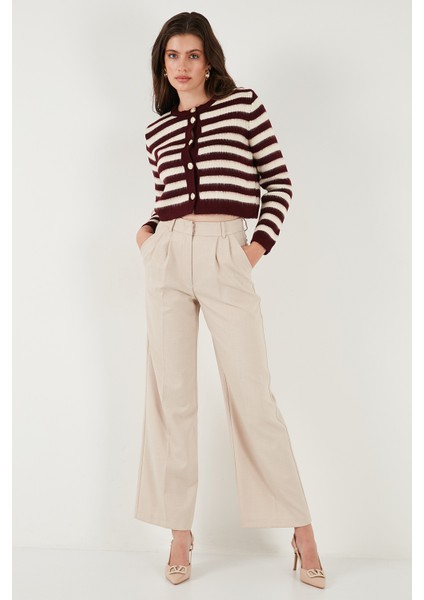 Çizgili Oversize Fit Bisiklet Yaka Düğmeli Crop Triko Hırka Bayan Hırka 4615567 modelleri