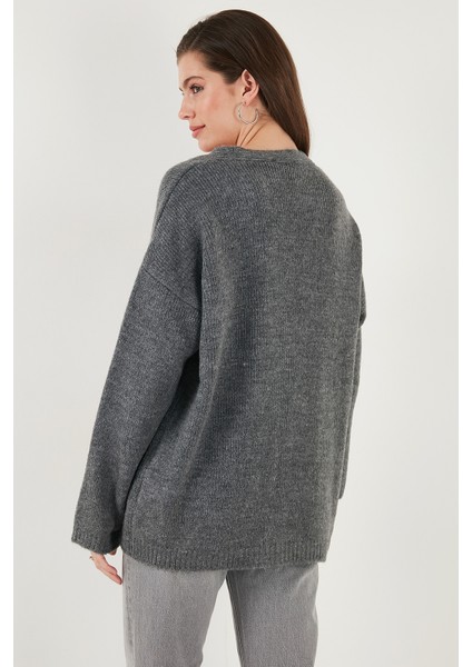Regular Fit V Yaka Düğmeli Triko Hırka Bayan Hırka 4616229