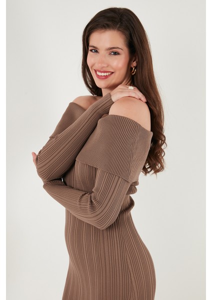 Premium Fitilli Carmen Yaka Slim Fit Midi Boy Triko Elbise Bayan Elbise 680EL00033 fırsatları