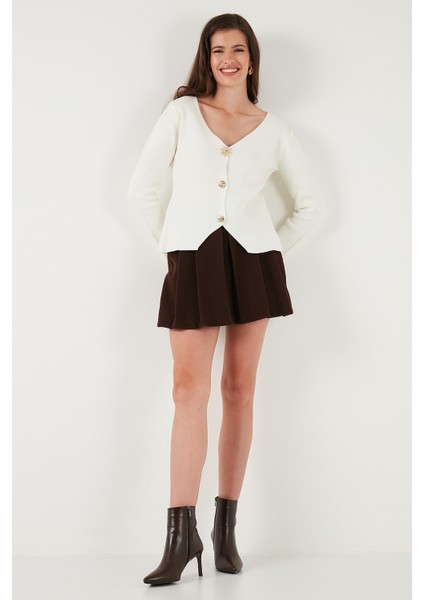 Premium Regular Fit V Yaka Düğmeli Triko Hırka Bayan Hırka 680HI00121 indirimleri