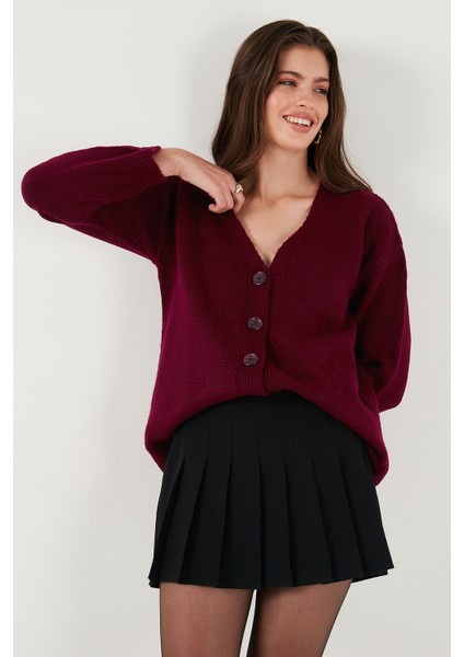Regular Fit V Yaka Düğmeli Triko Hırka Bayan Hırka 4616229 fırsatları