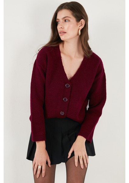 Regular Fit V Yaka Düğmeli Triko Hırka Bayan Hırka 4616229 indirimleri