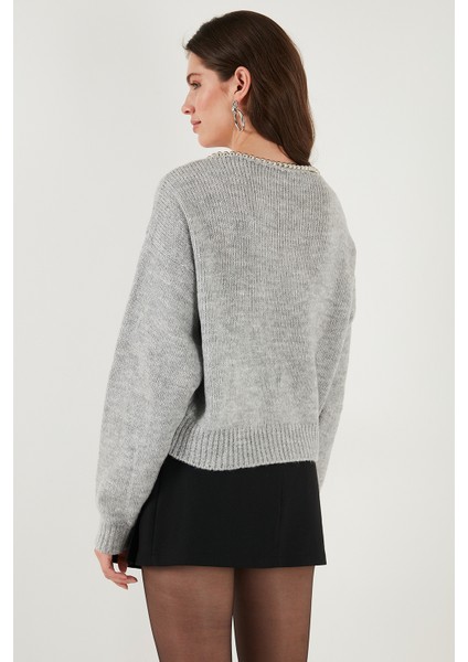 Premium Boncuk ve Fiyonk Detaylı Regular Fit V Yaka Triko Hırka Bayan Hırka 680HI00180