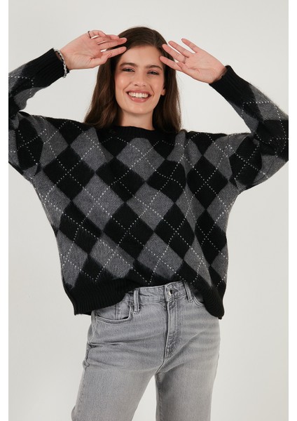 Oversize Fit Bisiklet Yaka Baklava Desenli Kazak Bayan Kazak 4615579