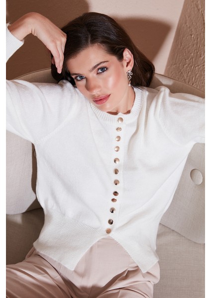 Premium Comfort Fit Yuvarlak Yaka Crop Triko Hırka Bayan Hırka 680HI00164