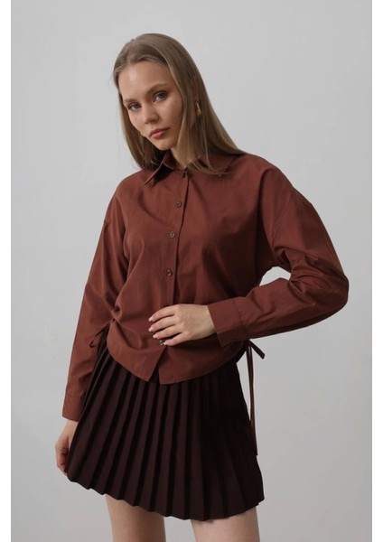 Deri Detaylı Yandan Bağlamalı Basic Gömlek - Koyu Kahve