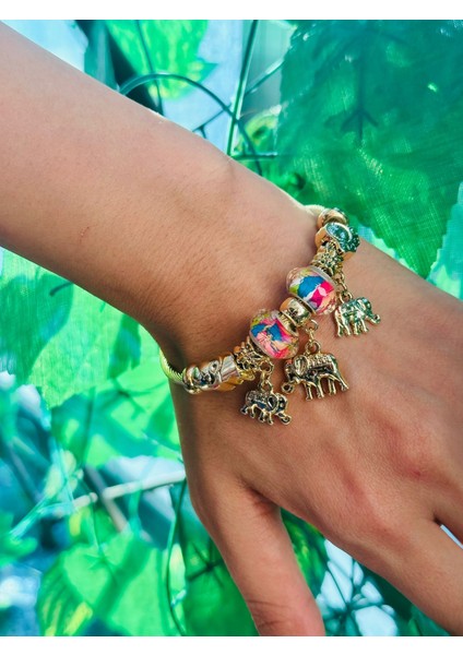 Kristal Boncuklu Filli Kelepçe Kadın Bileklik fiyatları