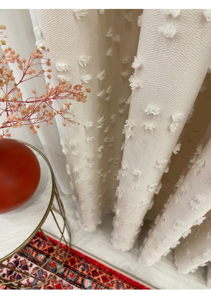 Ekru Renk Ponponlu Pufy Fon Perde 1/3 Sık Pile