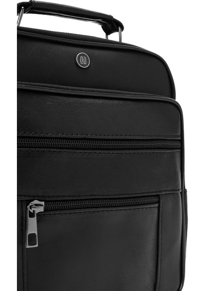 Erkek Siyah Deri Uzun Askılı El Çantası 24SBD400018