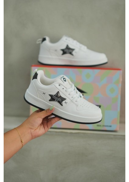 Kadın Beyaz Sneaker Günlük Rahat Spor Ayakkabı 051