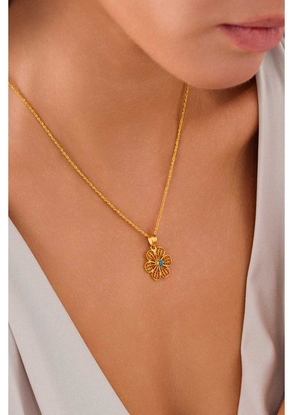 14 Ayar Altın Papatya Zümrüt Kolye fırsatları