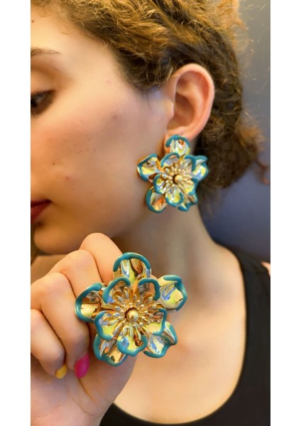 Çelik Renkli Çiçekli Kadın Küpe modelleri