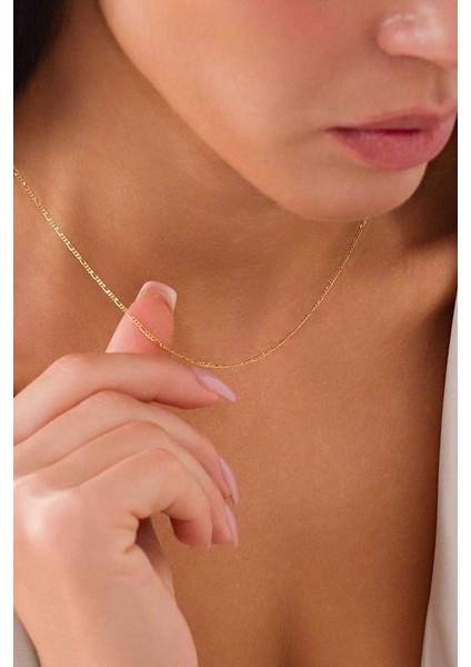 14 Ayar Altın Zarif Figaro Kolye