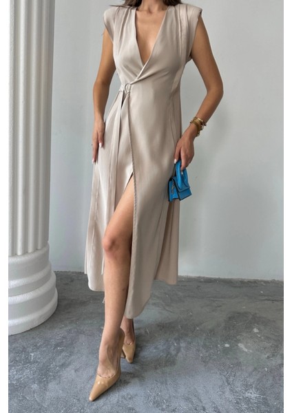 Kruvaze Vatkalı Kolsuz Elbise Modal Kumaş - Bej fiyatları