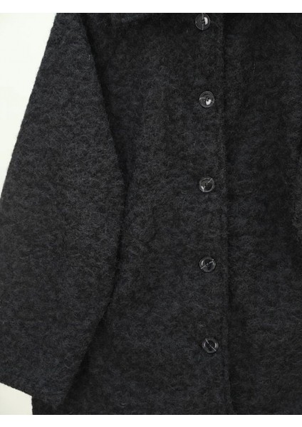 Çift Cepli Önü Düğmeli Astarlı Buklet Kaban -Siyah