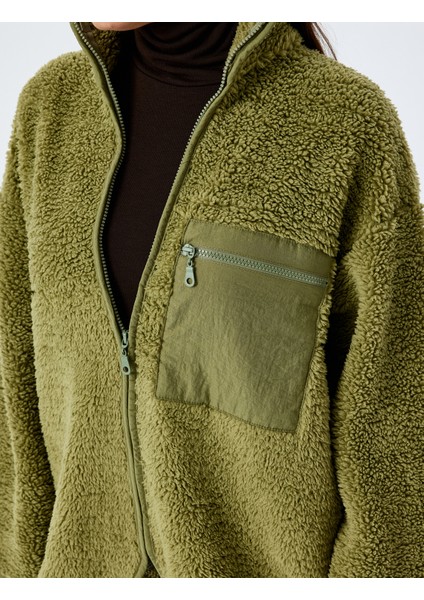 Dik Yaka Fermuarlı Cep Detaylı Peluş Oversize Sweatshirt indirimleri
