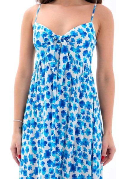 Göz Alıcı Siyah Gece Elbisesi