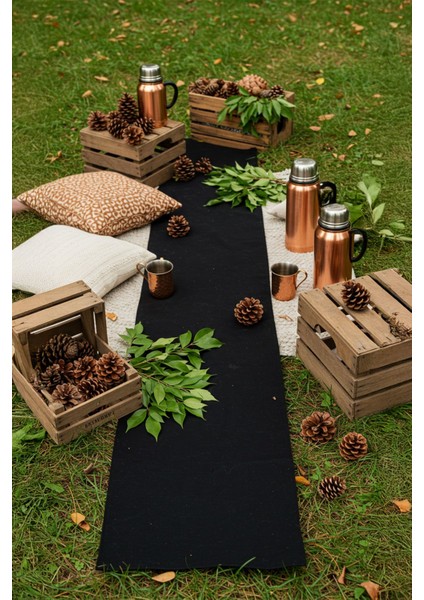 Siyah Şık Masa Runnerı 50X150 cm – Modern ve Zarif Masa Örtüsü fırsatları