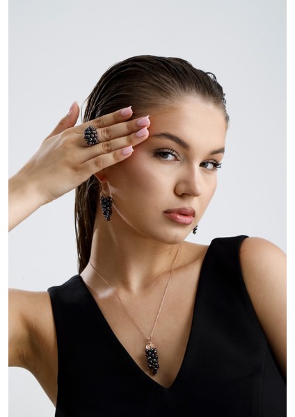 925 Ayar Gümüş Kadın Üzüm Salkımı Doğal İnci Küpe Kolye Yüzük Üçlü Set fiyatları