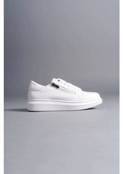 Spor ve Şık Beyaz Erkek Sneaker Ayakkabı fırsatları