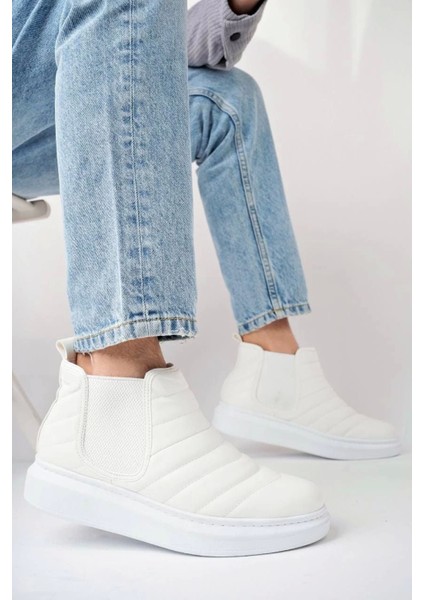 Hafif ve Rahat Beyaz Erkek Spor Ayakkabısı