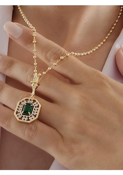 Serenay Yeşil Zümrüt Görünümlü Top Zincir Gold Renkli Kolye