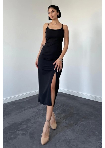 Siyah Sırt Dekolteli Elbise