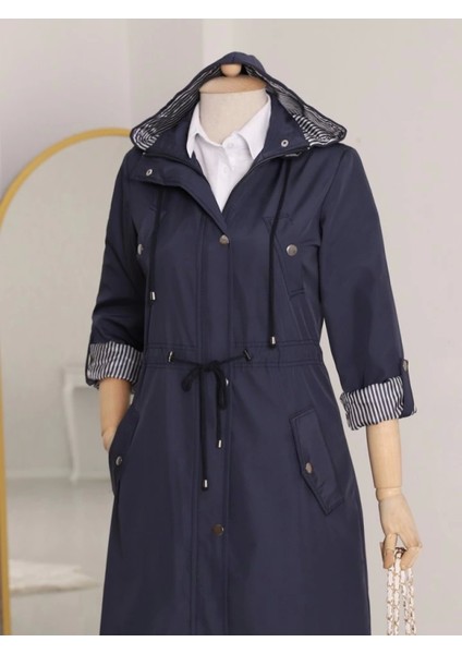 Astarı Çizgili Trençkot -Laci