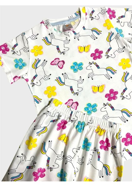 Kız Çocuk %100 Pamuklu Beyaz Unıcorn Kelebek Desenli Kısa Kollu Şortlu Yazlık Pijama Takımı fiyatları