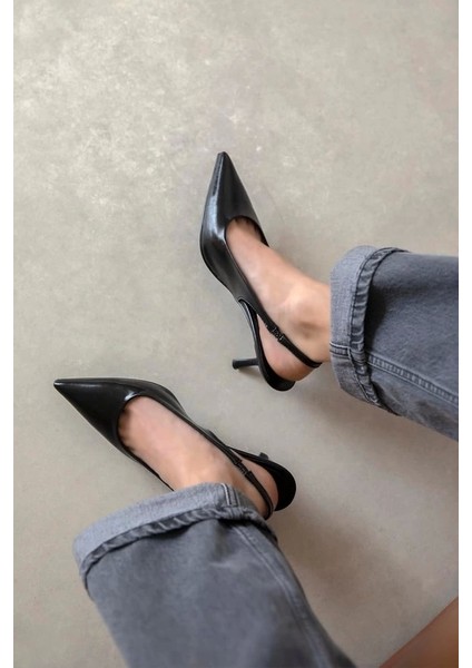 Reya Kadın Kırışık Deri Topuklu Ayakkabı Siyah fiyatları
