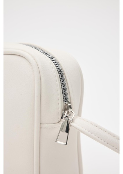 Perra Krem Çapraz Çanta modelleri