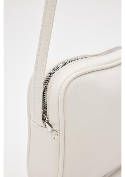 Perra Krem Çapraz Çanta fırsatları