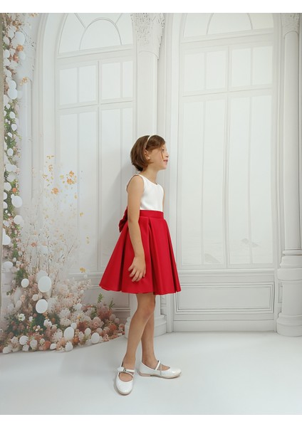 Ada Model Kırmızı Pileli 23 Nisan ,29 Ekim , Mezuniyet Elbise