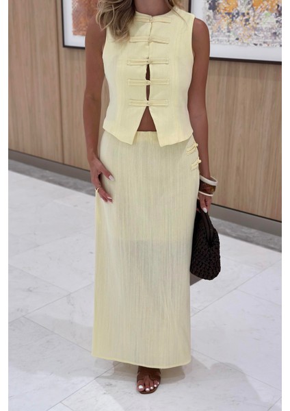 Sarı Brit Detaylı Yelek Etek Takım modelleri