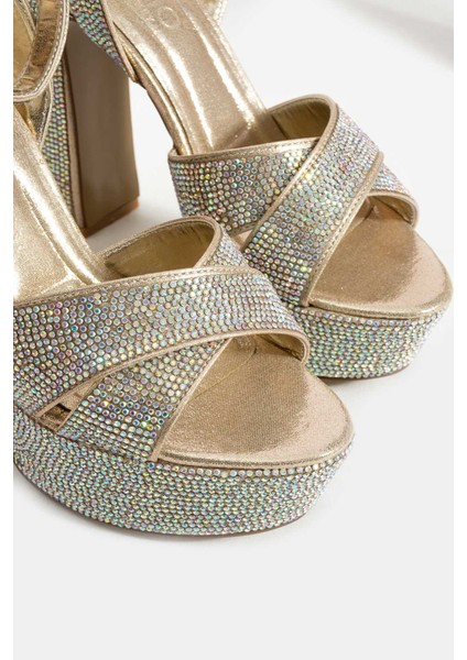 Çapraz Bantlı Neolit Taban Kalın Topuklu Ayakkabı 331-591 Kadın Ayakkabı fırsatları