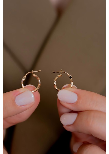 14 Ayar Altın Italyan Çizgili Burgu Halka Küpe 1,4 cm fırsatları