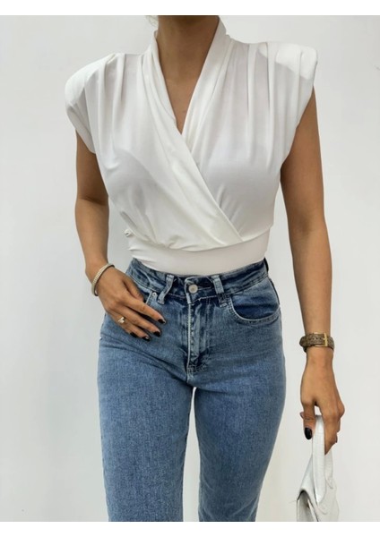 Sıfır Kol Vatkalı Kruvaze Model Sandy Bluz -Beyaz