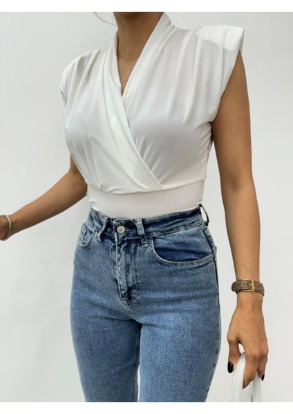 Sıfır Kol Vatkalı Kruvaze Model Sandy Bluz -Beyaz fiyatları