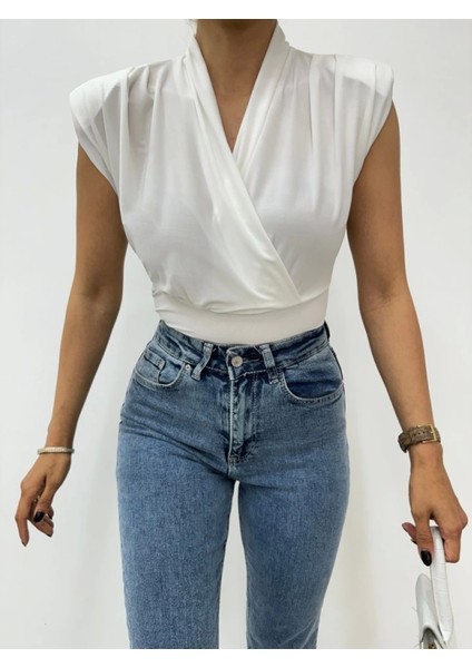 Sıfır Kol Vatkalı Kruvaze Model Sandy Bluz -Beyaz modelleri