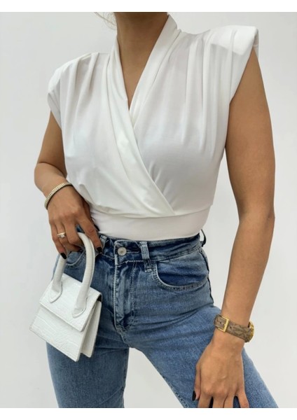 Sıfır Kol Vatkalı Kruvaze Model Sandy Bluz -Beyaz indirimleri