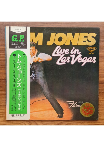 Tom Jones – Live In Las Vegas