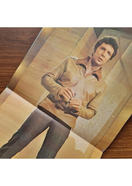 Tom Jones – Live In Las Vegas modelleri