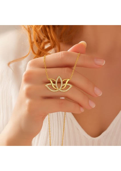 Işıklı Kutuda Taşlı Lotus Çiçeği Altın Kaplama Gümüş Kolye fiyatları