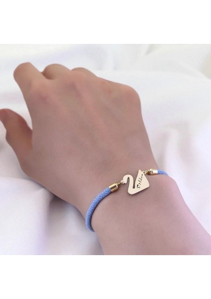 Altın Plakalı 14 Ayar Vildan Ismine Özel Mavi Ipek Örgülü Kuğu Kuşu Figürlü Hediye BILEKLIK-603ISIM