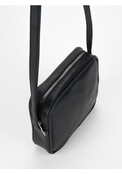 Perra Siyah Çapraz Çanta fırsatları