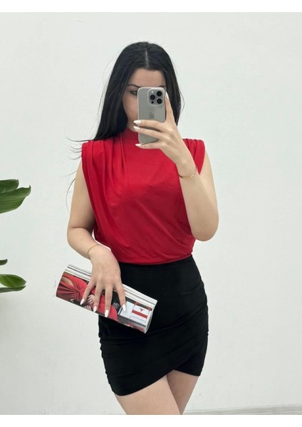Sıfır Kol Vatkalı Sandy Bluz -Kırmızı fiyatları