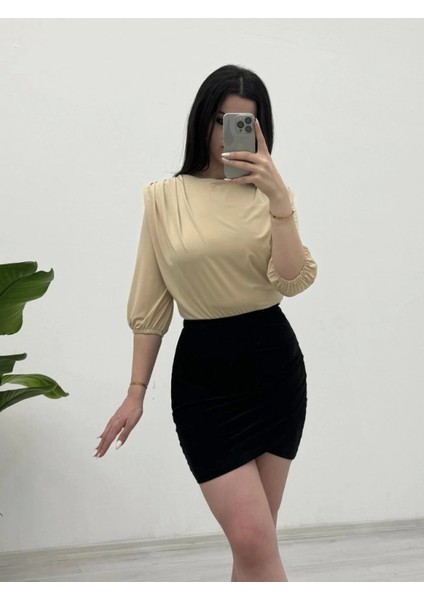 Içi Tulumlu Omuzdan Büzgülü Vatkalı Sendy Bluz -Bej fiyatları