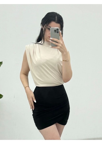 Sıfır Kol Vatkalı Sandy Bluz -Bej fiyatları