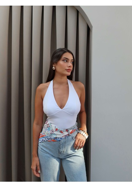 Boyundan Geçmeli Dikişli Bluz